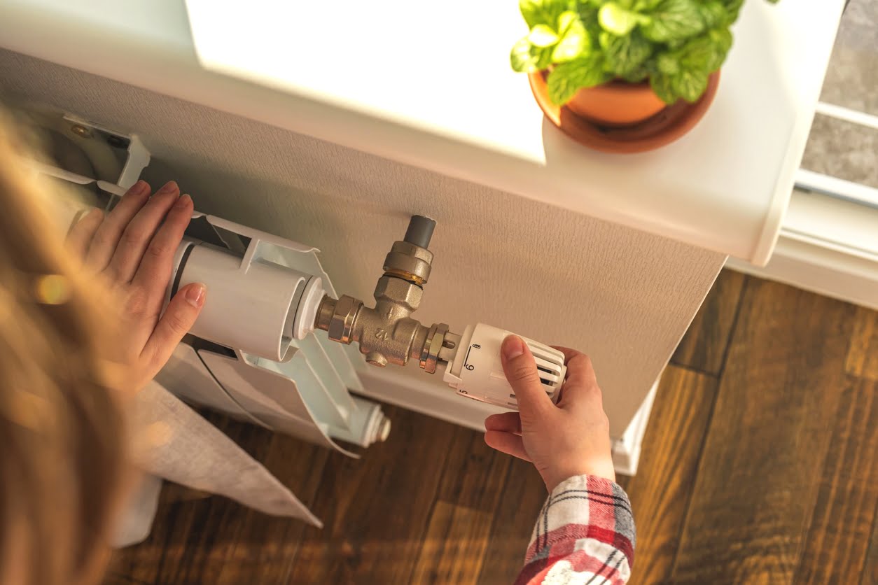 Radiateur électrique réglage thermostat économies d'énergie