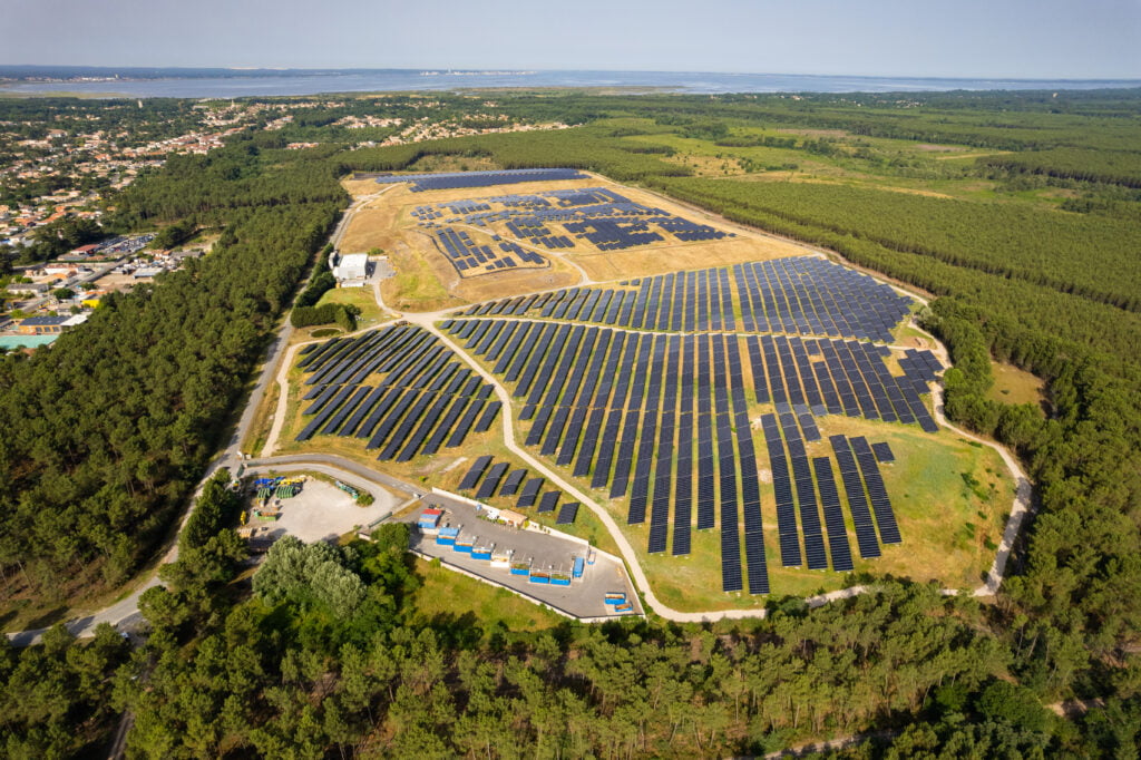 Bandeau Page Centrales solaires - Centrale solaire d'Audenge - ©Visu'Ailes Bandeau Page Centrales solaires - Centrale solaire d'Audenge - ©Visu'Ailes